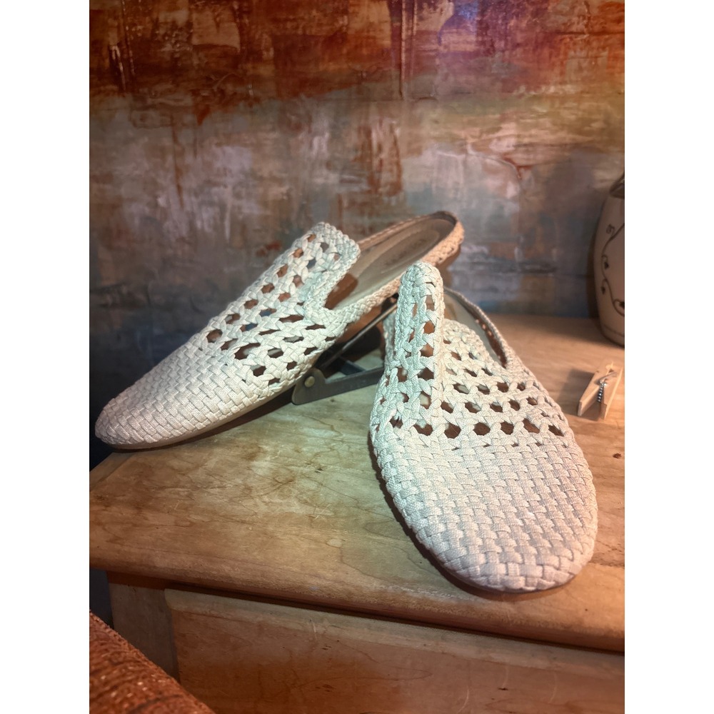 Born F37502 Woven Mules Cream Ivory Pointed Toe Slip On Flat Shoes Womens 8M